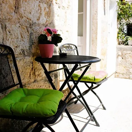 بيت ضيافة Korzo & فيس