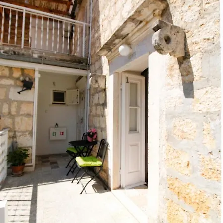 بيت ضيافة Korzo &