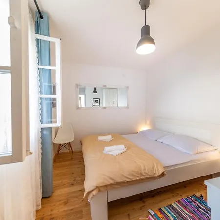 Korzo Rooms&apartments 3*